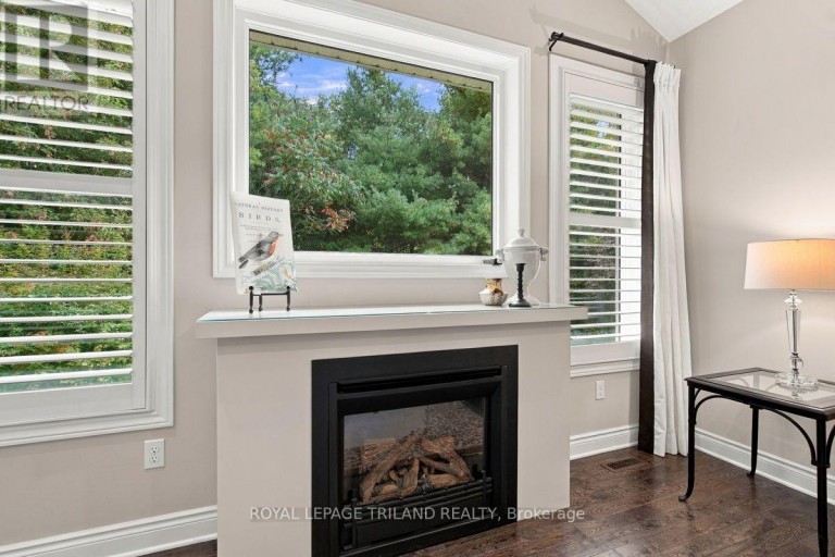 43 HICKORY LANE, St. Thomas, Ontario, N5R6K9