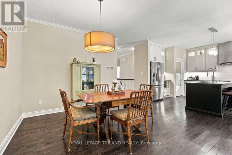 43 HICKORY LANE, St. Thomas, Ontario, N5R6K9