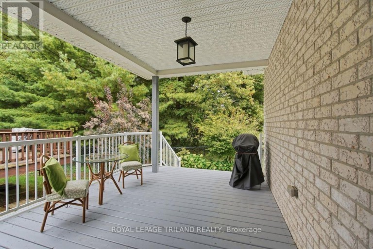 43 HICKORY LANE, St. Thomas, Ontario, N5R6K9