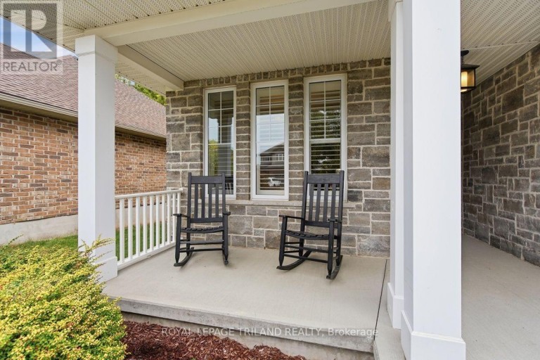 43 HICKORY LANE, St. Thomas, Ontario, N5R6K9