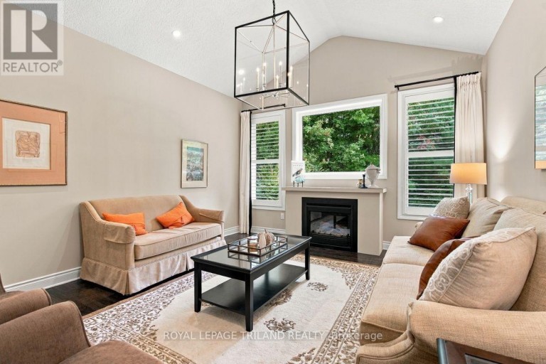 43 HICKORY LANE, St. Thomas, Ontario, N5R6K9