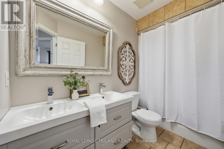 3998 MALPASS ROAD, London South (South V), Ontario, N6P1E8