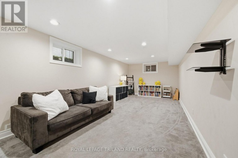 3998 MALPASS ROAD, London South (South V), Ontario, N6P1E8