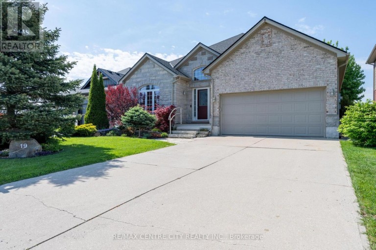 19 HAMILTON STREET, North Middlesex (Ailsa Craig), Ontario, N0M1A0