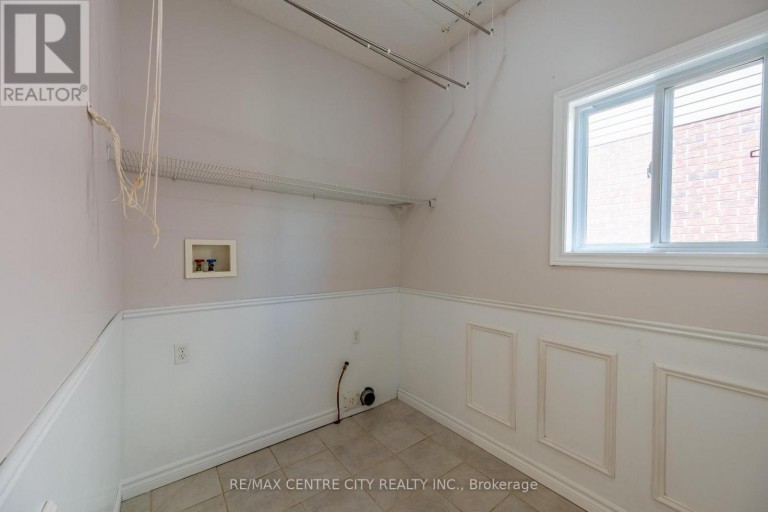 19 HAMILTON STREET, North Middlesex (Ailsa Craig), Ontario, N0M1A0