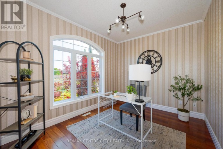19 HAMILTON STREET, North Middlesex (Ailsa Craig), Ontario, N0M1A0