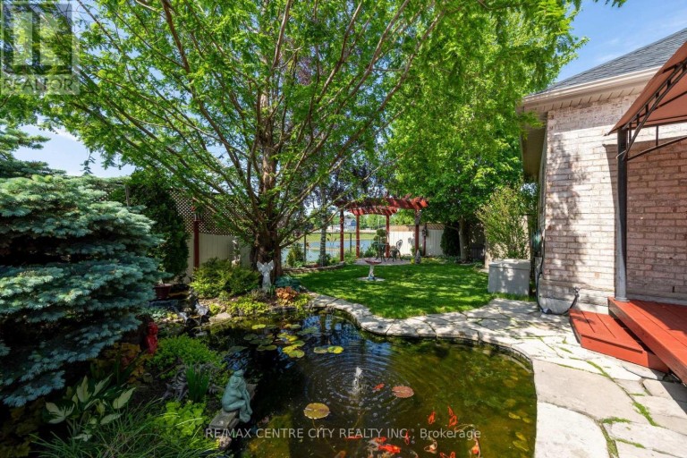 19 HAMILTON STREET, North Middlesex (Ailsa Craig), Ontario, N0M1A0