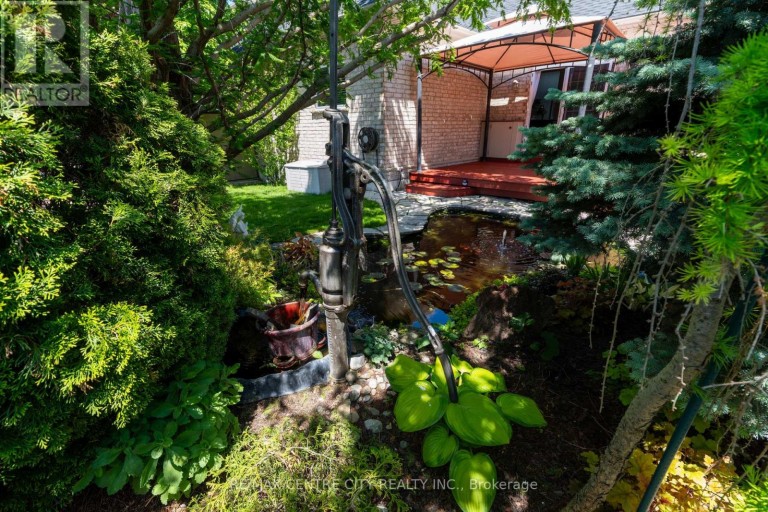 19 HAMILTON STREET, North Middlesex (Ailsa Craig), Ontario, N0M1A0