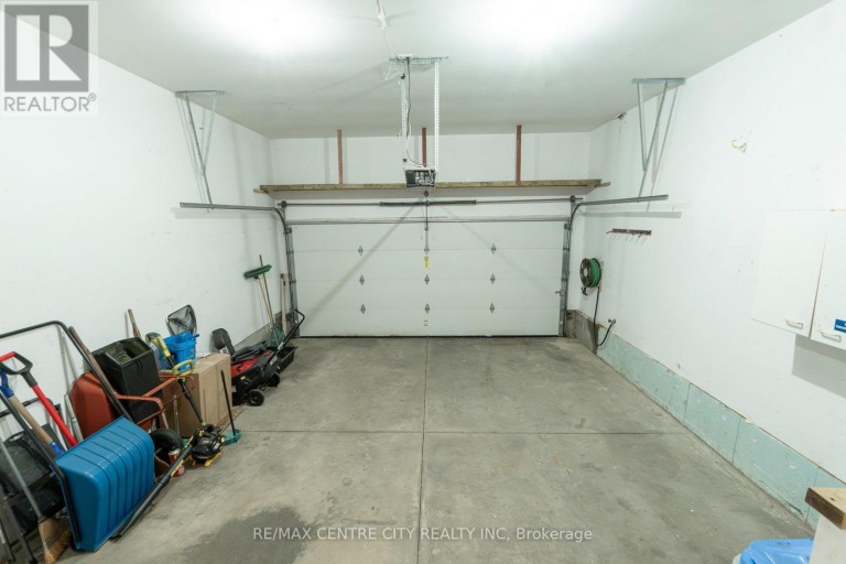 19 HAMILTON STREET, North Middlesex (Ailsa Craig), Ontario, N0M1A0