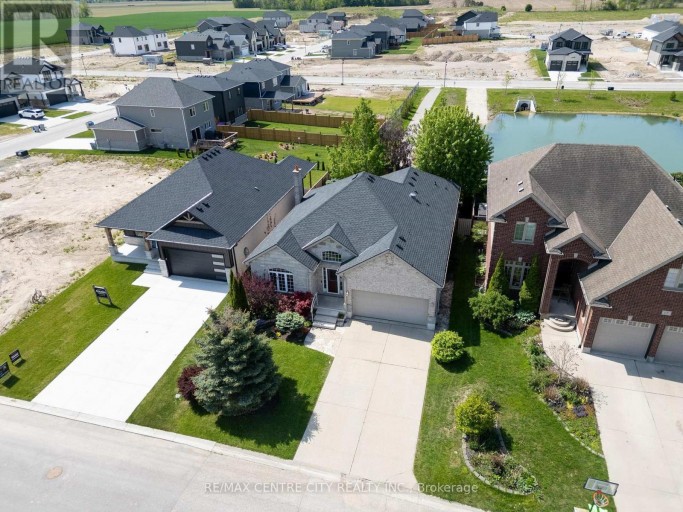 19 HAMILTON STREET, North Middlesex (Ailsa Craig), Ontario, N0M1A0
