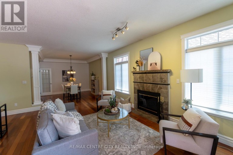19 HAMILTON STREET, North Middlesex (Ailsa Craig), Ontario, N0M1A0