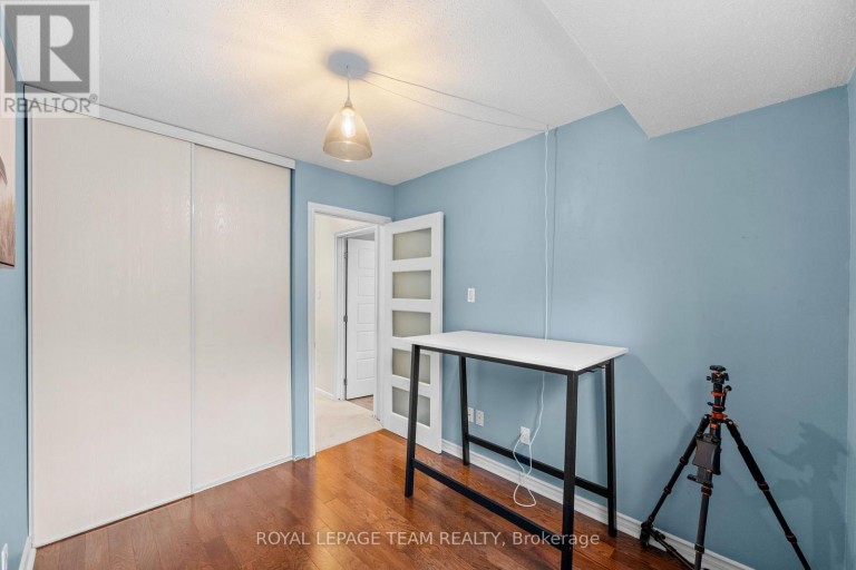 128 MCCLINTOCK WAY, Ottawa, Ontario, K2L2A4