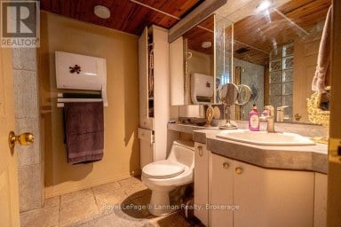 210 POWLEY STREET Thunder Bay (Court / Cumberland) Ontario photo 18