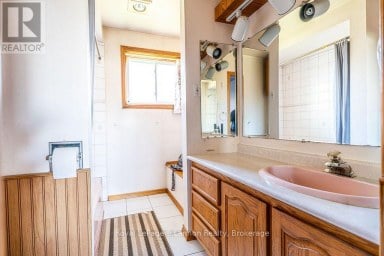 210 POWLEY STREET Thunder Bay (Court / Cumberland) Ontario photo 20