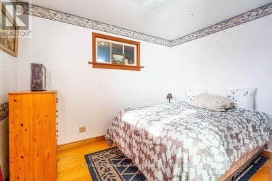 210 POWLEY STREET Thunder Bay (Court / Cumberland) Ontario photo 26