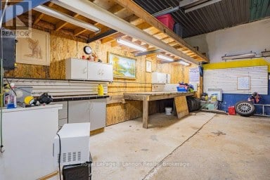 210 POWLEY STREET Thunder Bay (Court / Cumberland) Ontario photo 33