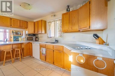 210 POWLEY STREET Thunder Bay (Court / Cumberland) Ontario photo 9