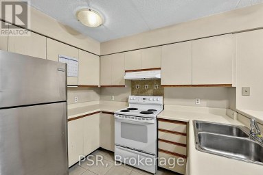 183 - 49 TROTT BOULEVARD Collingwood Ontario photo 8