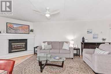89 - 18 RAMBLINGS WAY Collingwood Ontario photo 12