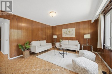 90 PECKHAM AVENUE Toronto (Newtonbrook West) Ontario photo 17