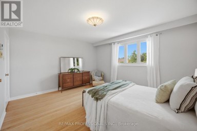 90 PECKHAM AVENUE Toronto (Newtonbrook West) Ontario photo 22