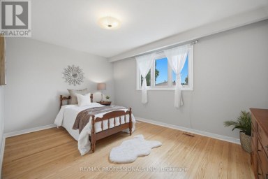 90 PECKHAM AVENUE Toronto (Newtonbrook West) Ontario photo 27