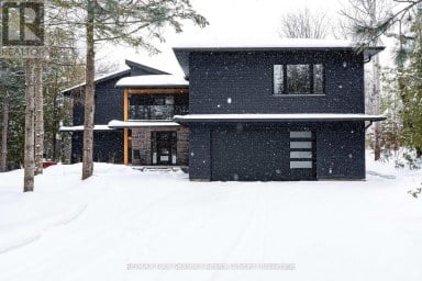 131 CHAMONIX CRESCENT Blue Mountains Ontario photo 2