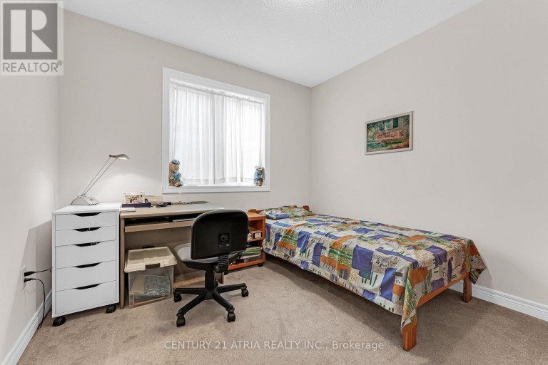 468 KWAPIS BOULEVARD, Newmarket (Woodland Hill), Ontario, L3X3K5