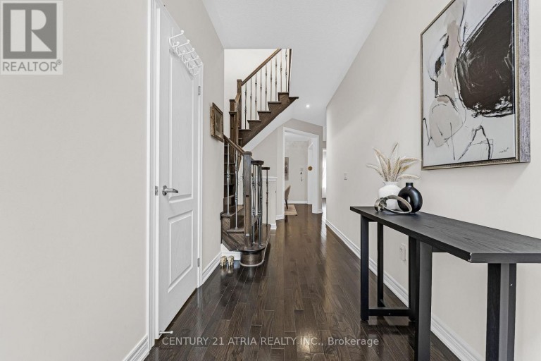 468 KWAPIS BOULEVARD, Newmarket (Woodland Hill), Ontario, L3X3K5