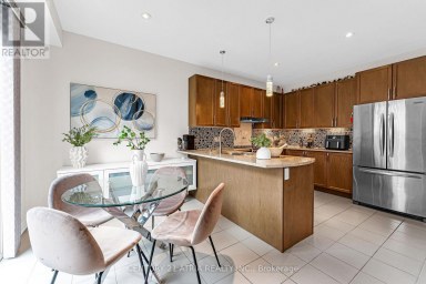 468 KWAPIS BOULEVARD Newmarket (Woodland Hill) Ontario photo 7
