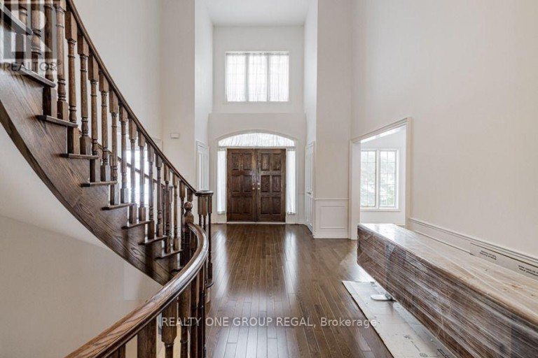 17 DUNLOE ROAD, Richmond Hill (Bayview Hill), Ontario, L4B2H6