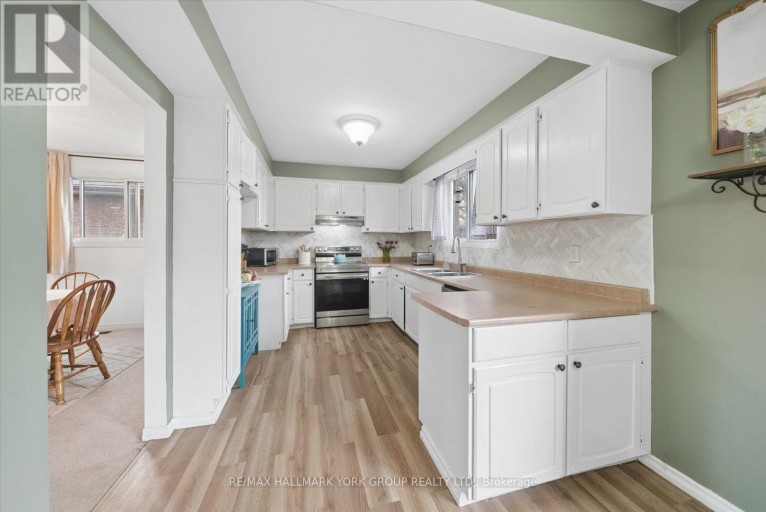 41 LAURENTIAN LANE, Orillia, Ontario, L3V7N8
