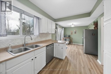 41 LAURENTIAN LANE Orillia Ontario photo 13