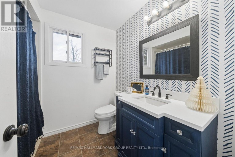 41 LAURENTIAN LANE, Orillia, Ontario, L3V7N8
