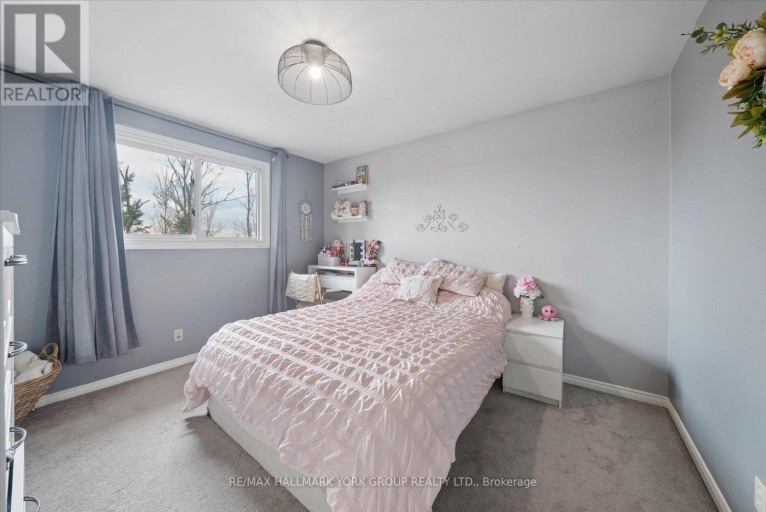 41 LAURENTIAN LANE, Orillia, Ontario, L3V7N8