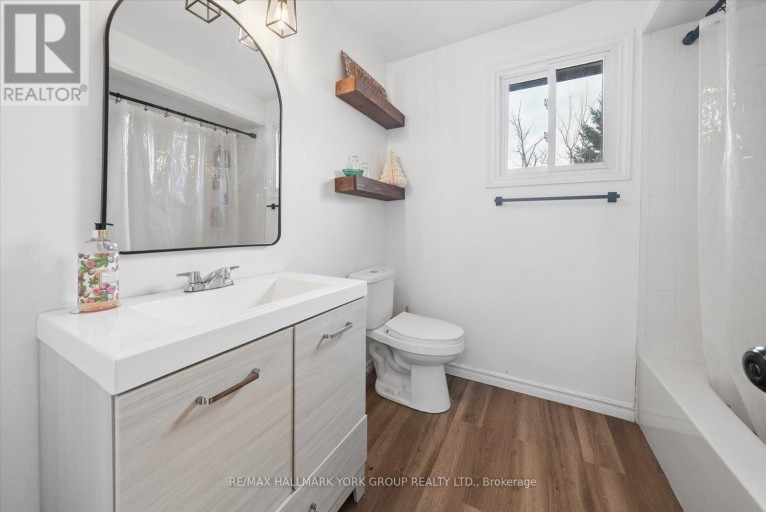 41 LAURENTIAN LANE, Orillia, Ontario, L3V7N8