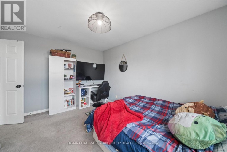 41 LAURENTIAN LANE, Orillia, Ontario, L3V7N8