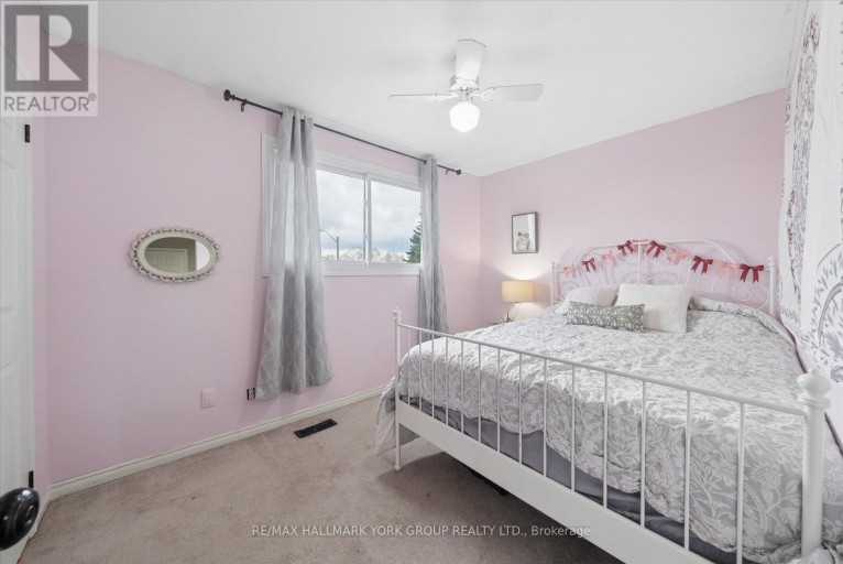 41 LAURENTIAN LANE, Orillia, Ontario, L3V7N8