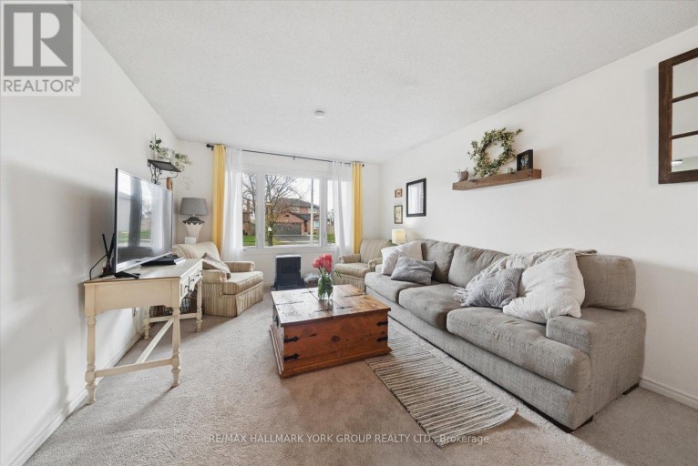 41 LAURENTIAN LANE, Orillia, Ontario, L3V7N8