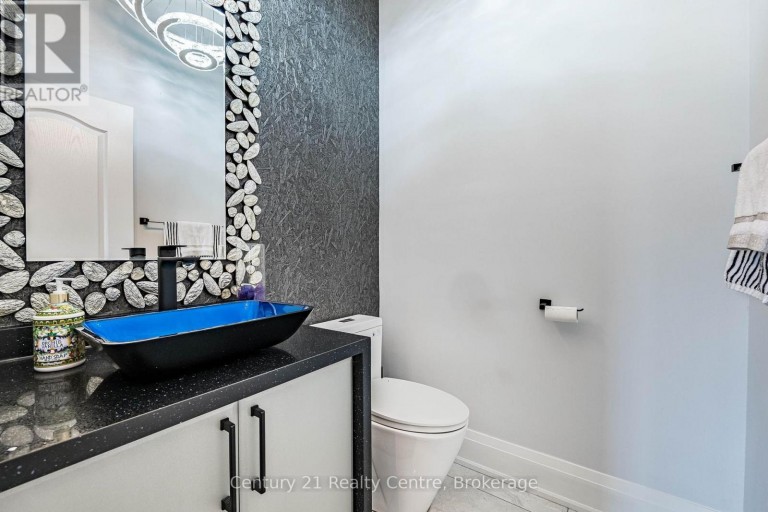 26 CATCHFLY CRESCENT, Brampton (Vales of Castlemore), Ontario, L6P2H8