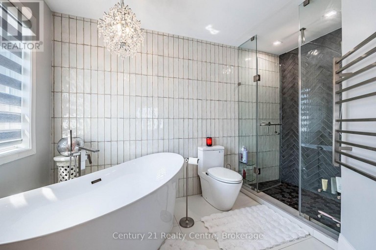 26 CATCHFLY CRESCENT, Brampton (Vales of Castlemore), Ontario, L6P2H8