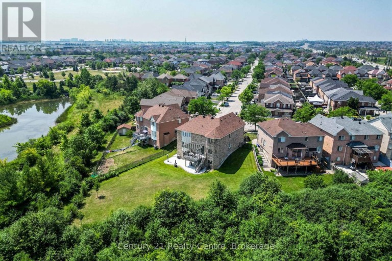 26 CATCHFLY CRESCENT, Brampton (Vales of Castlemore), Ontario, L6P2H8