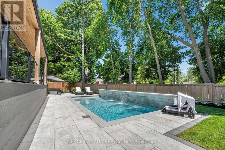 527 ONEIDA DRIVE, Burlington (LaSalle), Ontario, L7T3T9