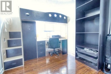503 - 3590 KANEFF CRESCENT Mississauga (Mississauga Valleys) Ontario photo 19