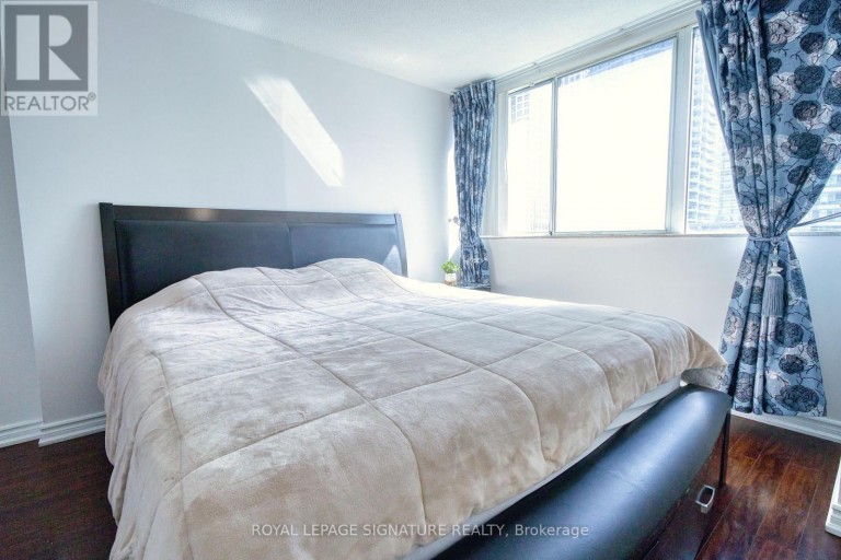 503 - 3590 KANEFF CRESCENT, Mississauga (Mississauga Valleys), Ontario, L5A3X3