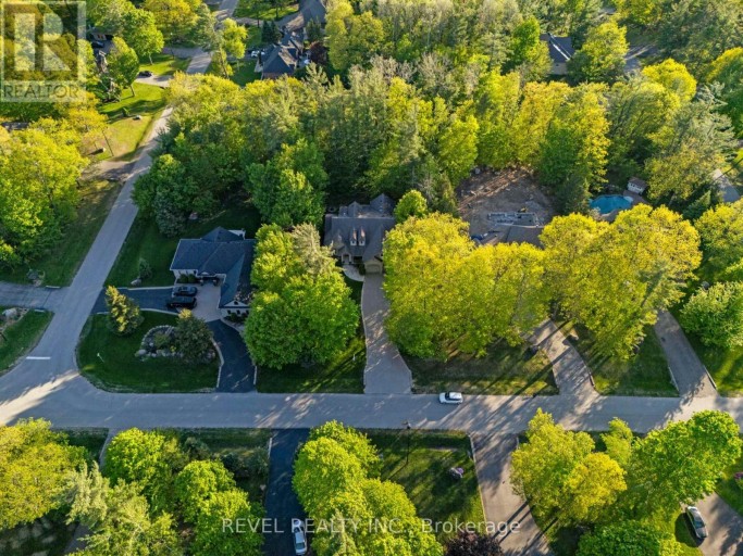 23 LADDIE LANE, Springwater (Anten Mills), Ontario, L9X0C3