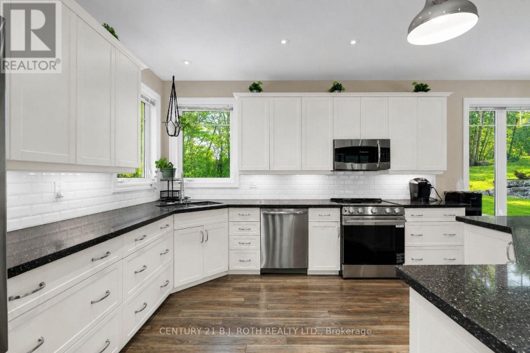 2700 LINE 4 N, Oro-Medonte (Horseshoe Valley), Ontario, L0L2L0