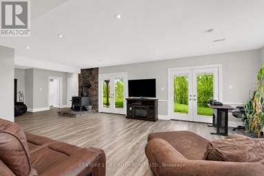 2700 LINE 4 N Oro-Medonte (Horseshoe Valley) Ontario photo 27