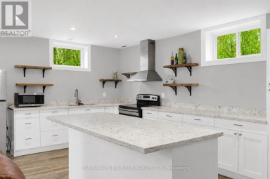 2700 LINE 4 N Oro-Medonte (Horseshoe Valley) Ontario photo 33