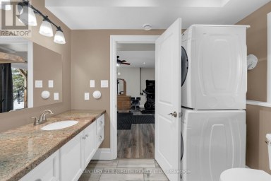 2700 LINE 4 N Oro-Medonte (Horseshoe Valley) Ontario photo 38
